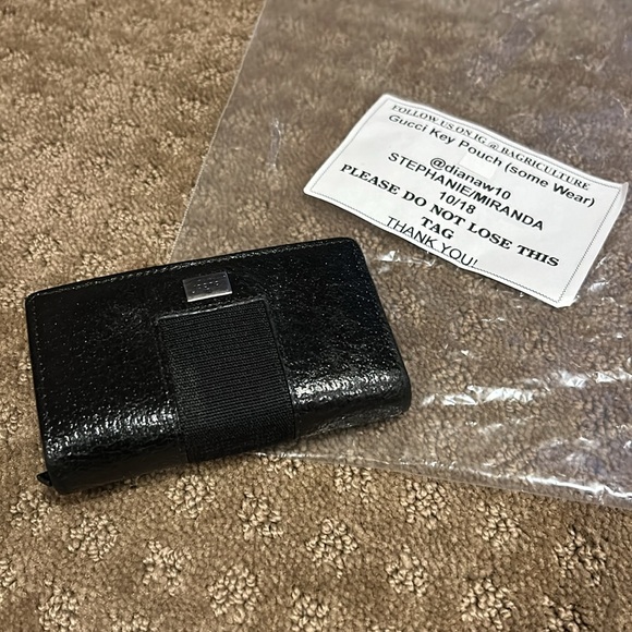 Gucci Black leather and Cloth Tri Fold Snap Key Holder. Description In Photos. - Picture 10 of 11